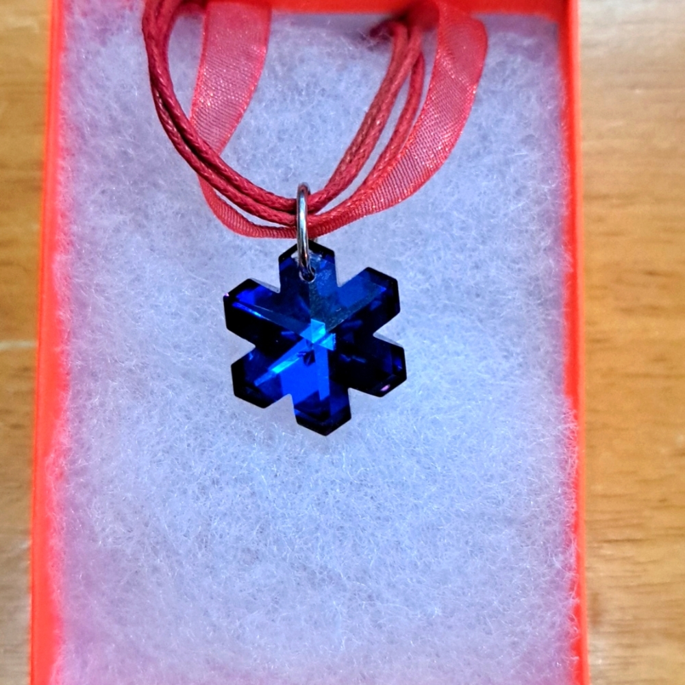 Daring Blue Crystal Snowflake Necklace
